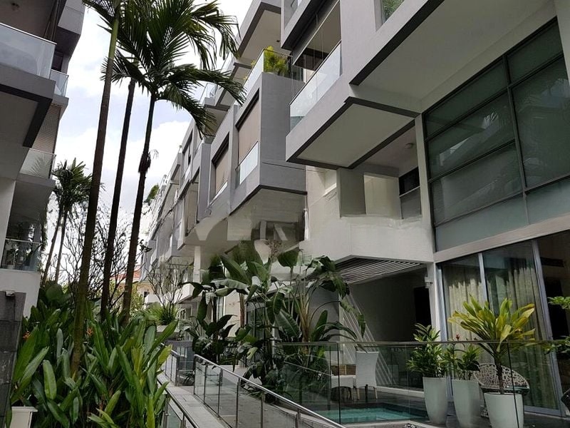 HOLLAND RESIDENCES 2