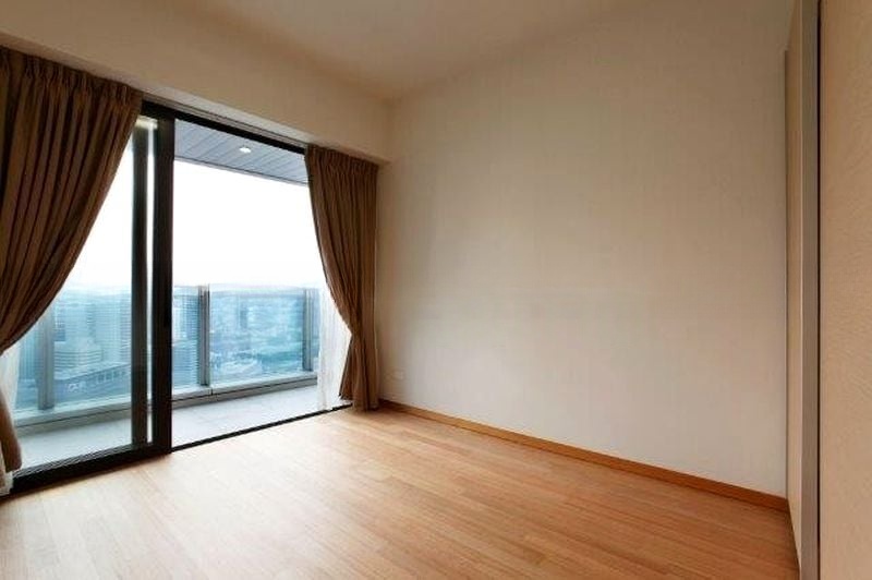 MARINA BAY RESIDENCES 7