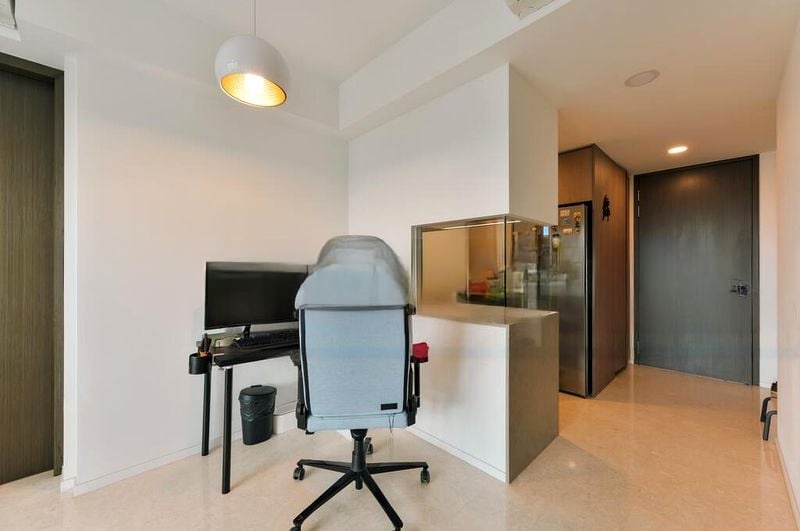 AVENUE SOUTH RESIDENCE 7