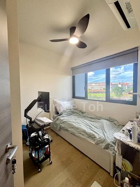 THE FLORENCE RESIDENCES 9