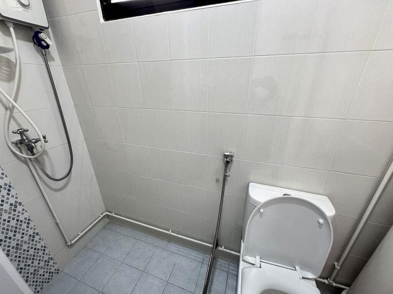 BEDOK RESERVOIR RD 6