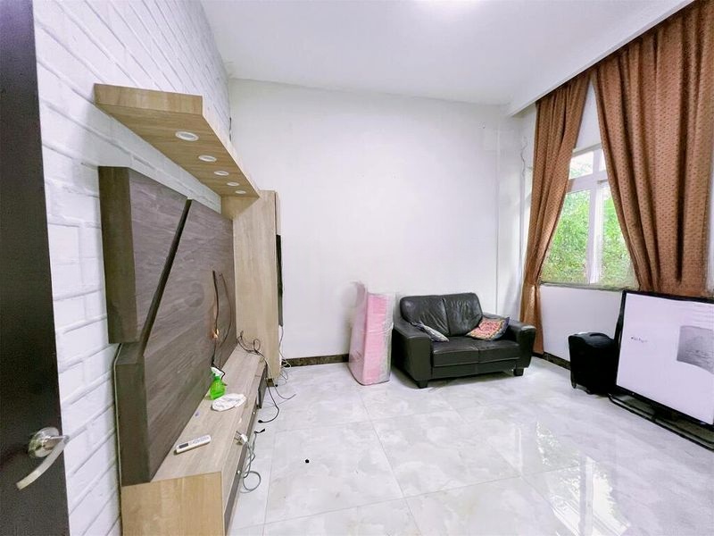 SEMBAWANG SPRINGS ESTATE 4