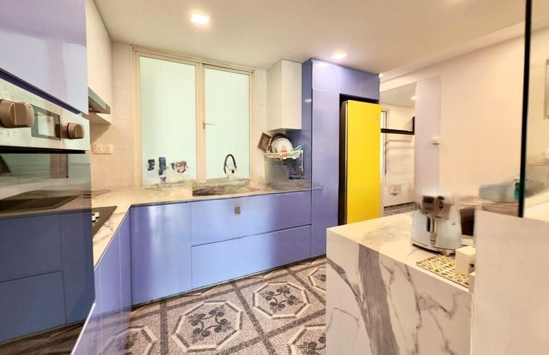 BLOSSOMS @ WOODLEIGH 9