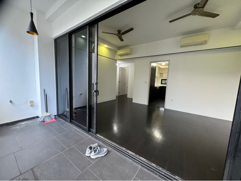 VILLAGE @ PASIR PANJANG 12