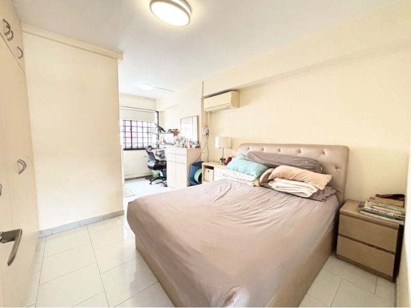 SERANGOON NTH AVE 4 3