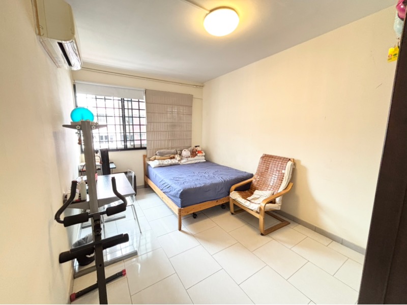 SERANGOON NTH AVE 4 7