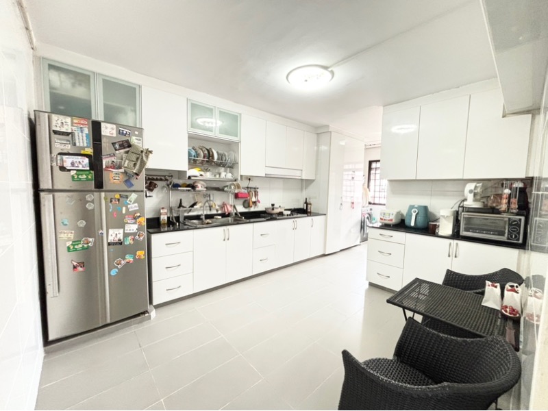 SERANGOON NTH AVE 4 9