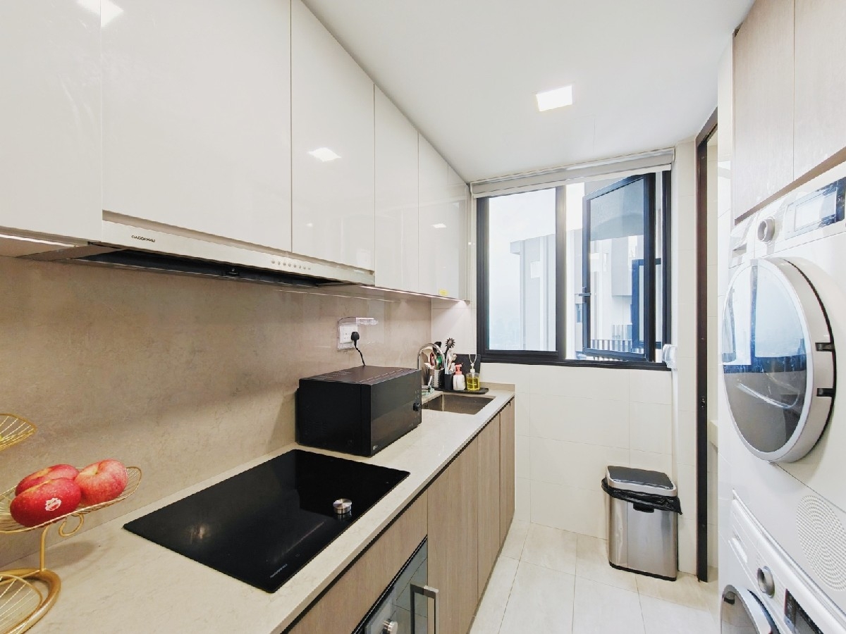 AVENUE SOUTH RESIDENCE 20