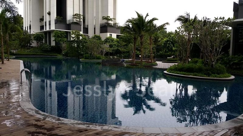 FORESQUE RESIDENCES 7