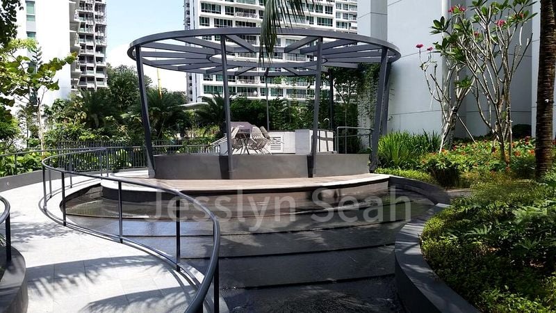 FORESQUE RESIDENCES 11