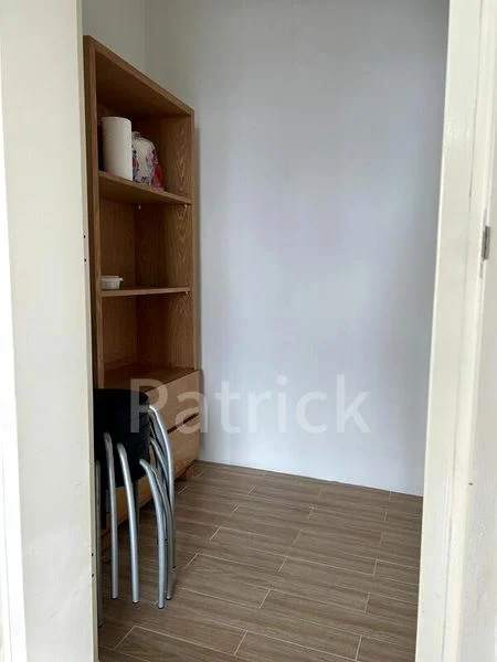 ILLUMINAIRE ON DEVONSHIRE 11