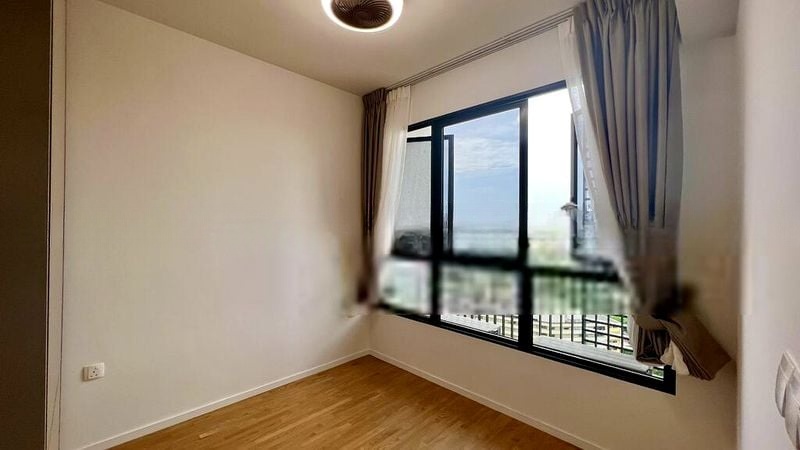 AVENUE SOUTH RESIDENCE 7