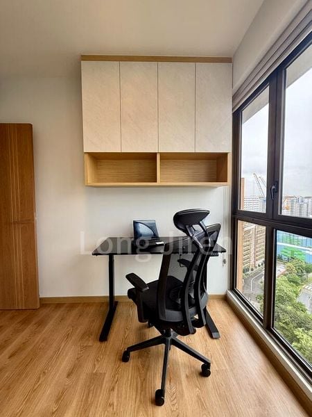 RIVERCOVE RESIDENCES 5