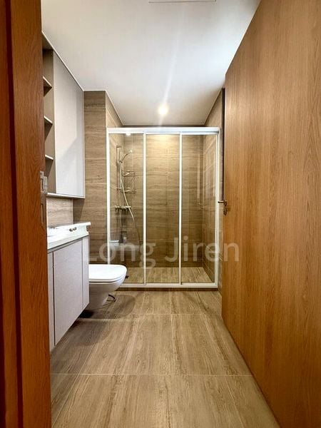 RIVERCOVE RESIDENCES 8