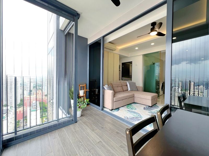 GEM RESIDENCES 8
