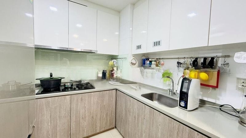 THE TAMPINES TRILLIANT 4