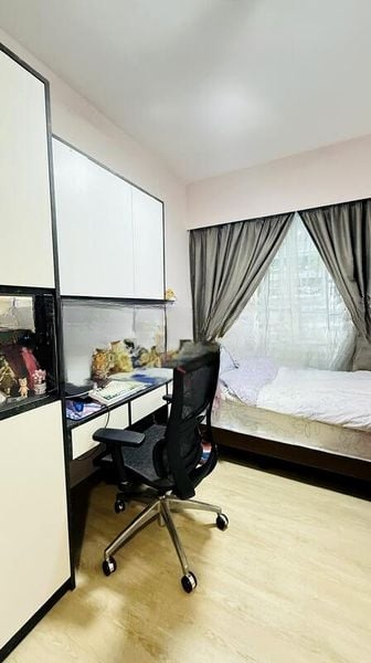 THE TAMPINES TRILLIANT 10