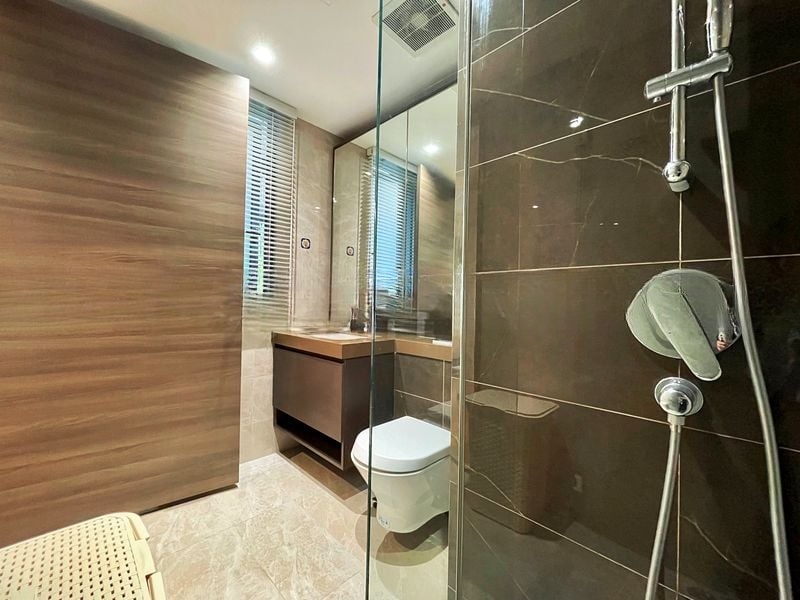 THE FLORENCE RESIDENCES 9