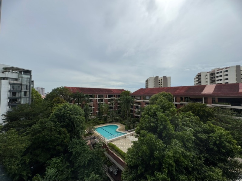 WILSHIRE RESIDENCES 10