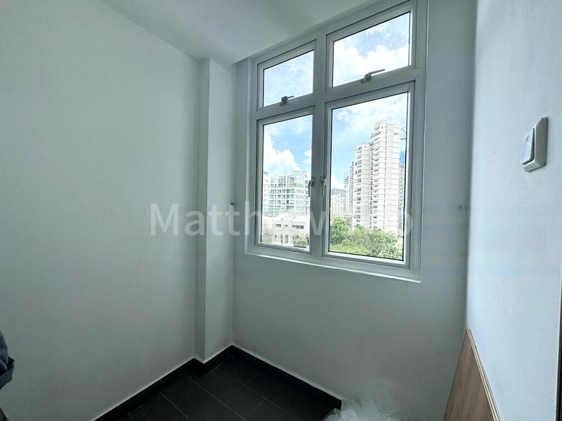 THE BALMORAL SPRING 15