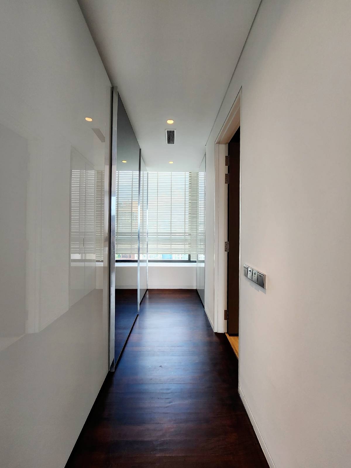 TOMLINSON HEIGHTS 13