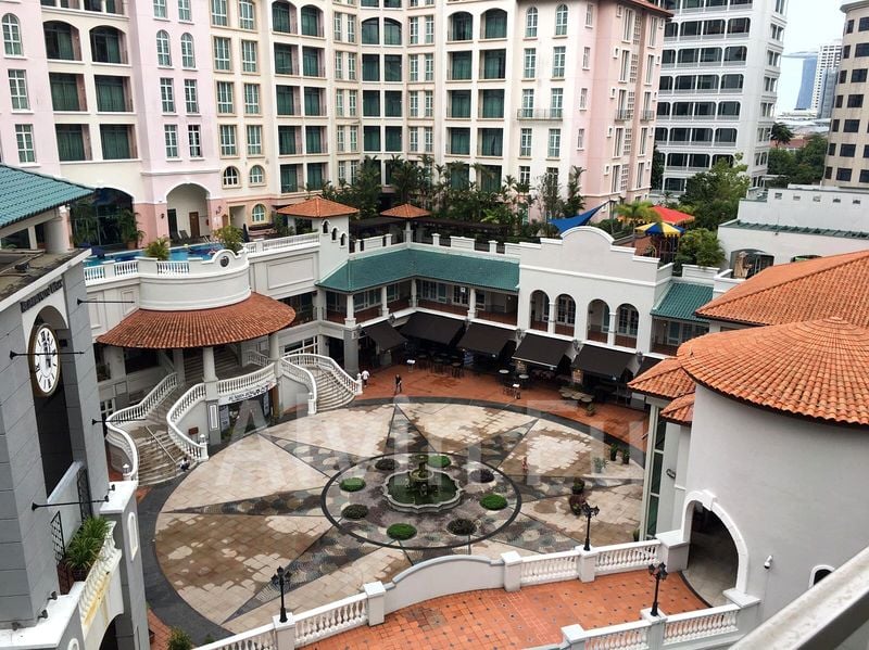 THE PIER AT ROBERTSON 4