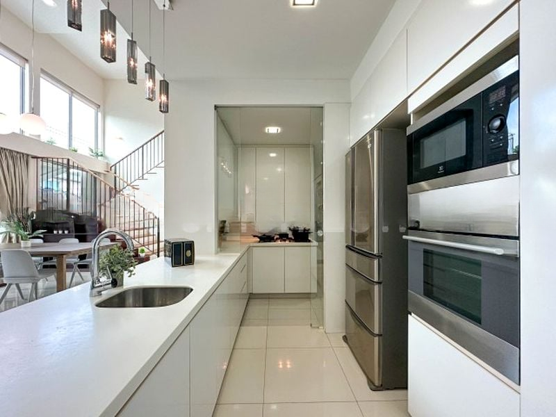 CLEMENTIWOODS CONDOMINIUM 5