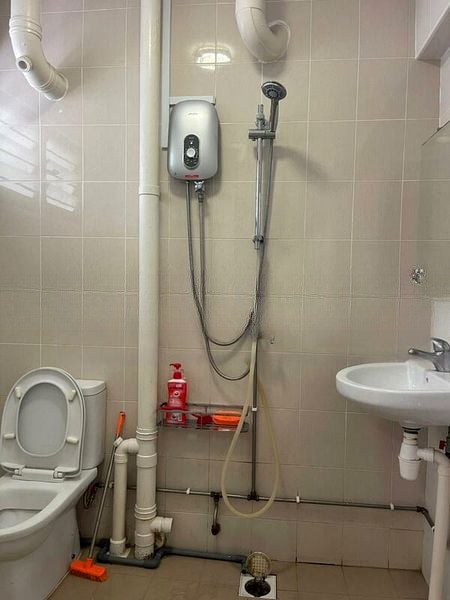 GEYLANG EAST AVE 1 5