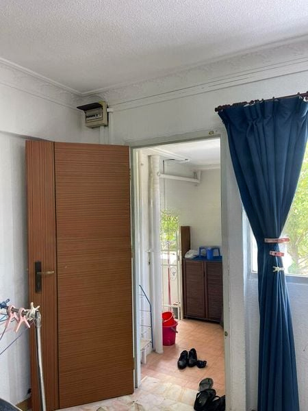 GEYLANG EAST AVE 1 7