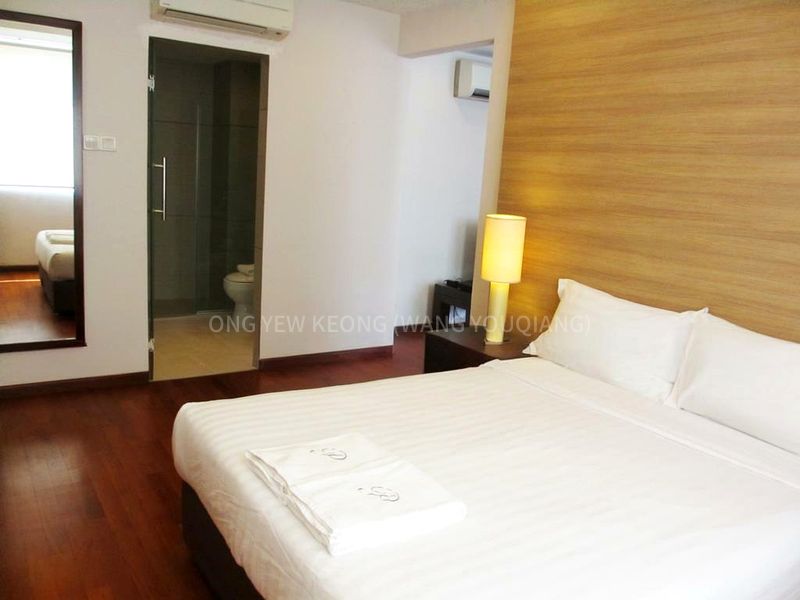 PLATINUM RESIDENCE 7