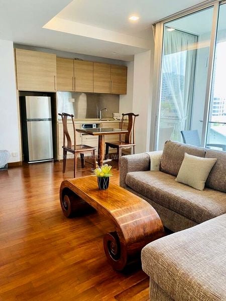 PLATINUM RESIDENCE 9