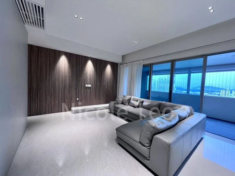 THE ROCHESTER RESIDENCES 8