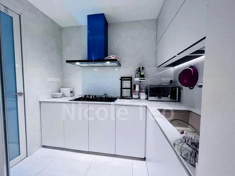 THE ROCHESTER RESIDENCES 10