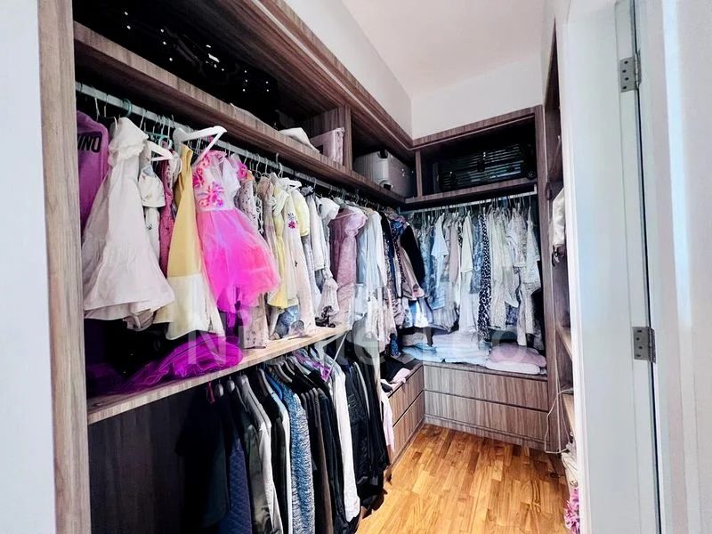 THE ROCHESTER RESIDENCES 15