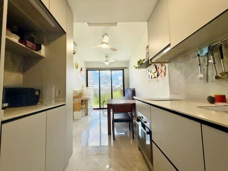 THE GARDEN RESIDENCES 8