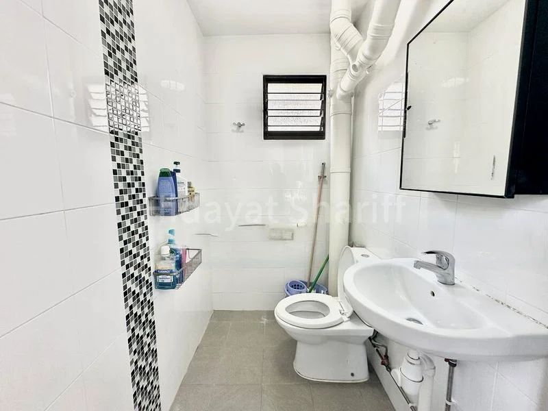 BEDOK RESERVOIR RD 7