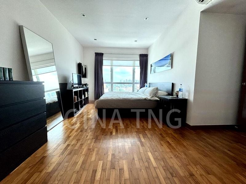 BURLINGTON SQUARE 13