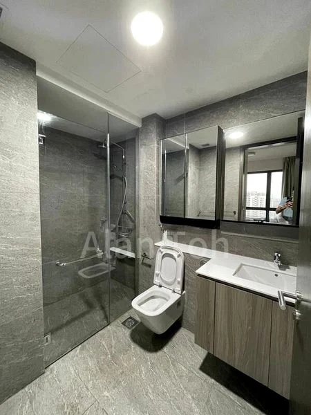 THE CLEMENT CANOPY 4