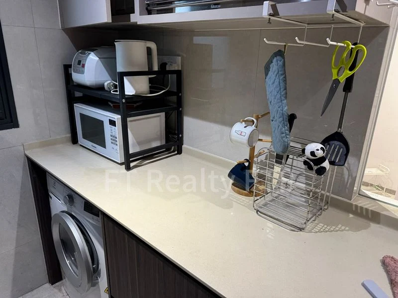 THE GARDEN RESIDENCES 6