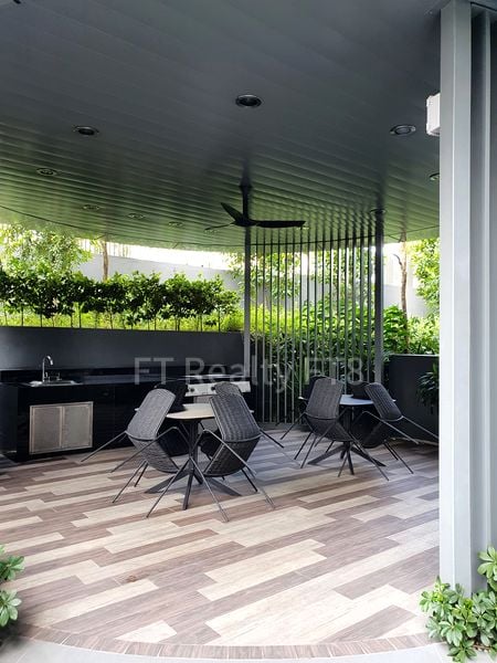 THE GARDEN RESIDENCES 14