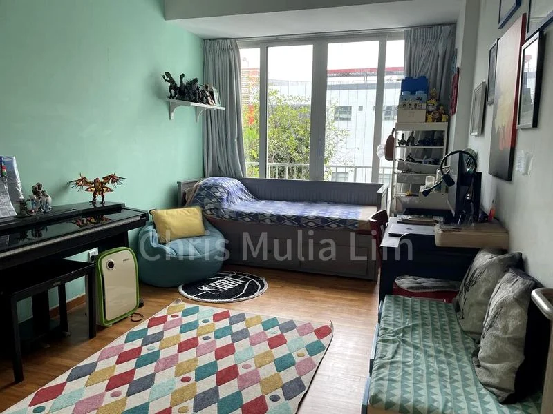 THE METROPOLITAN CONDOMINIUM 8