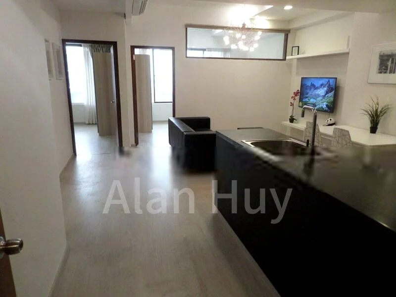 INTERNATIONAL PLAZA 6