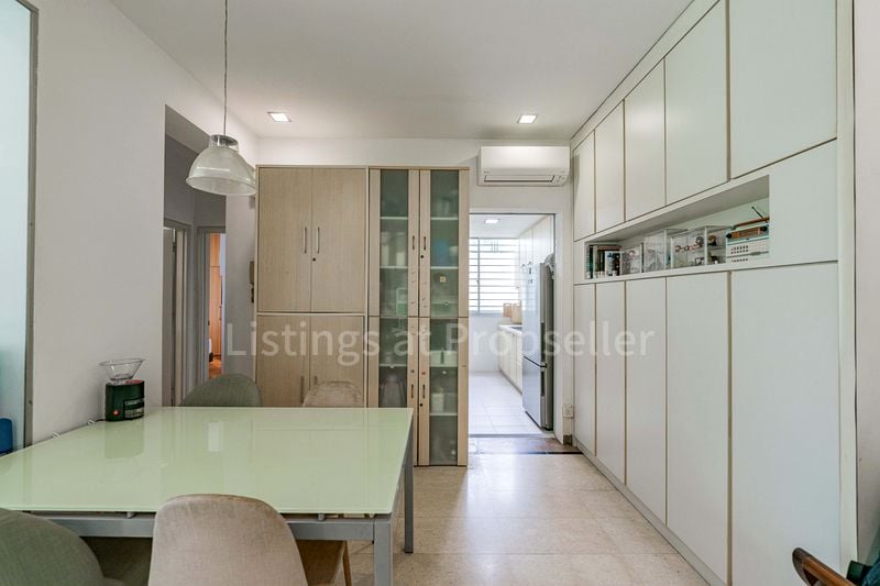 TANJONG RIA CONDOMINIUM 4