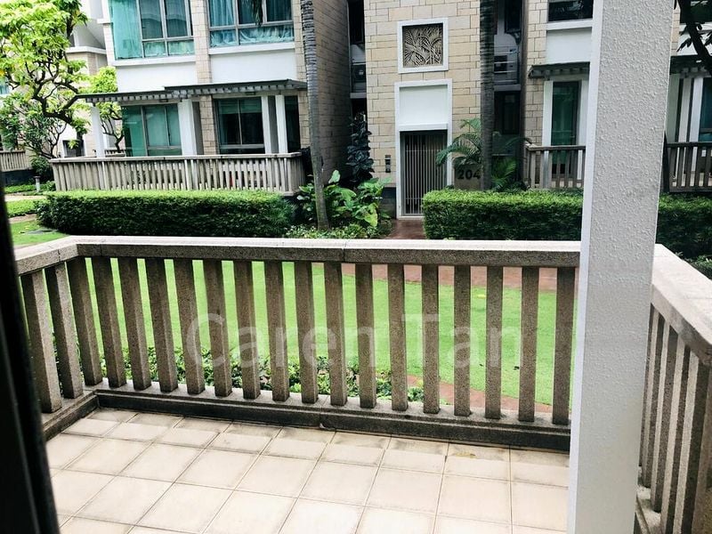 THE BERTH BY THE COVE 12