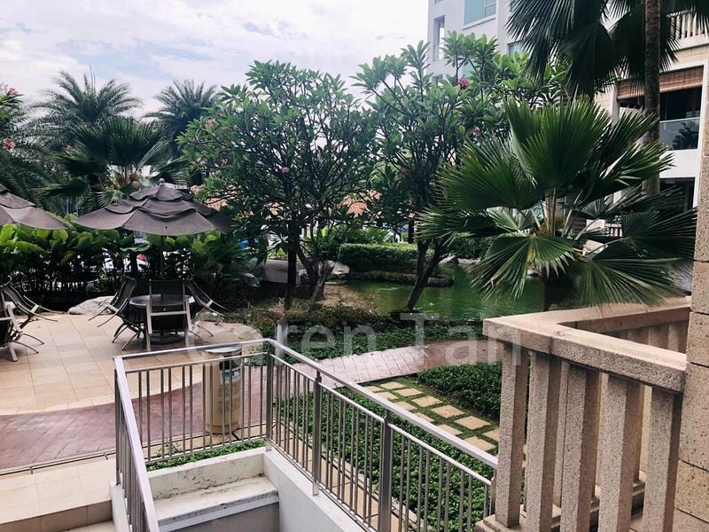 THE BERTH BY THE COVE 13