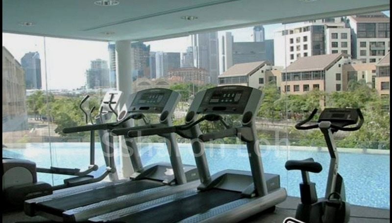 THE PIER AT ROBERTSON 9