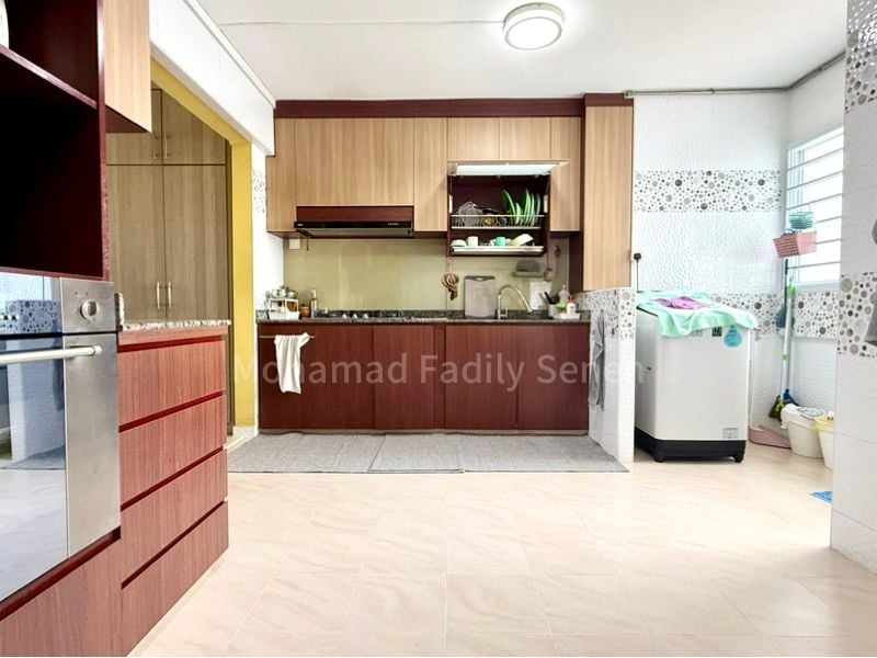 GEYLANG EAST AVE 1 8