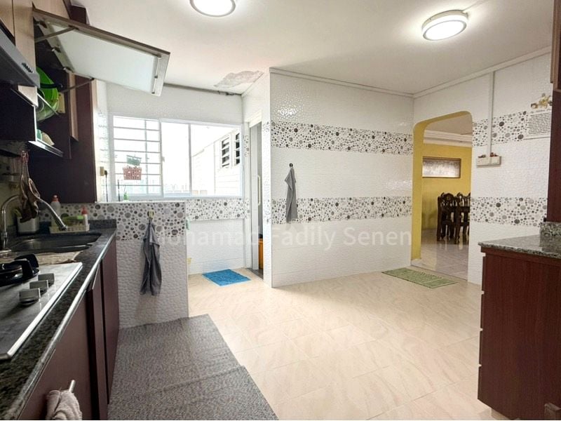 GEYLANG EAST AVE 1 10