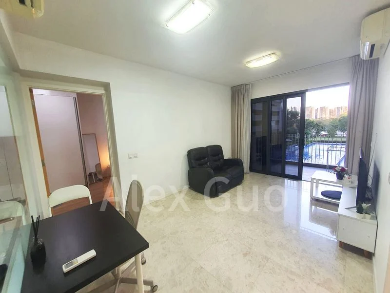 THE LAKEFRONT RESIDENCES 2