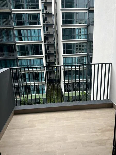 TREASURE AT TAMPINES 7